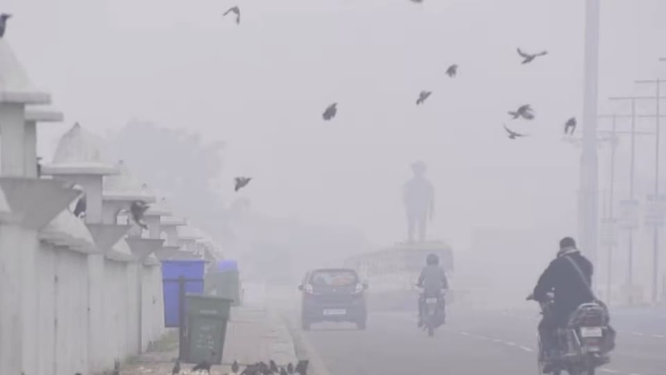 Pollution level in Delhi has become alarming