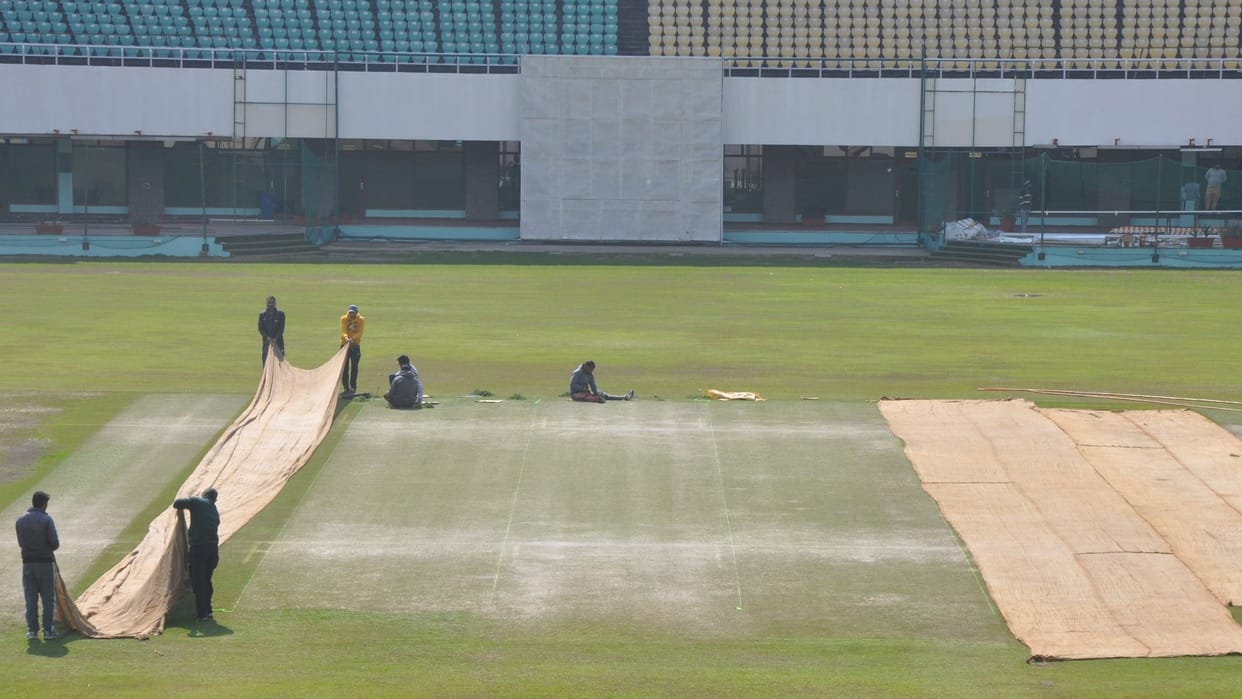 india srilanka t20 cricket match in dharamshala  weather will help bowlers for Swing bowling