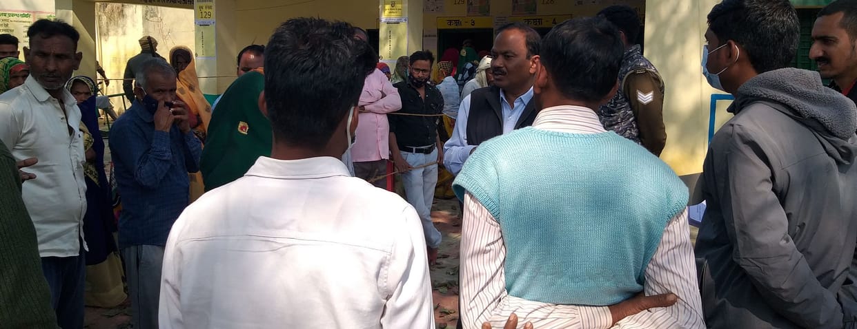 Voting interrupted due to EVM malfunction, angry villagers created ruckus in Mavai Mukta village