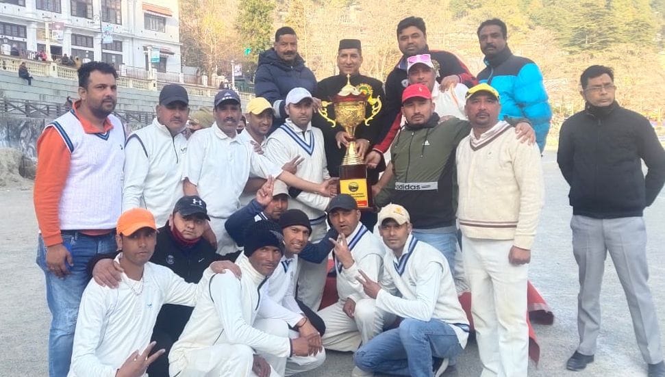 Final of Cricket in Nainital