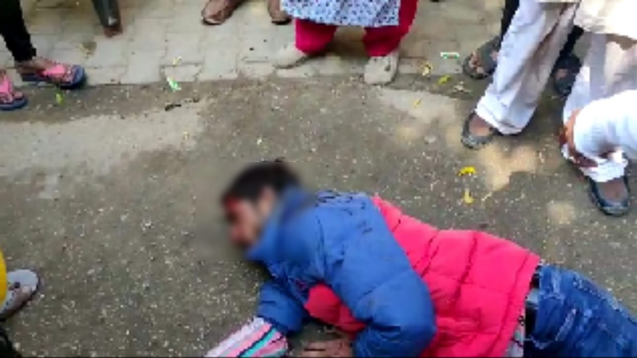 Meerut News: firing in kanshiram colony