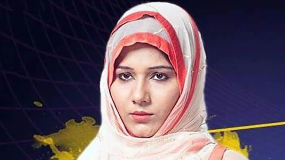 Bigg  boss 11 fame Mehjabi Siddiqui has left the glamor industry for religion decided to always wear hijab