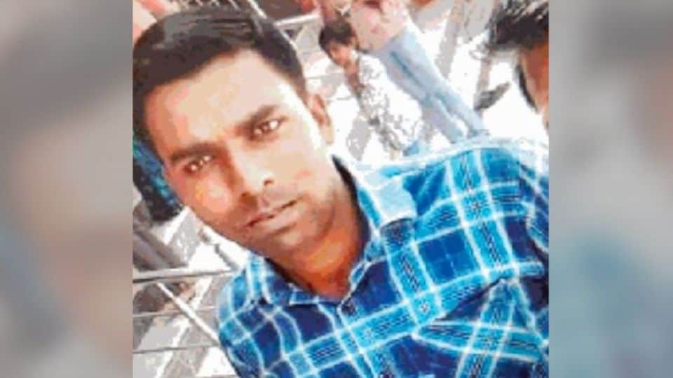 agra manappuram gold robbery case mastermind opened grocery store in west bengal