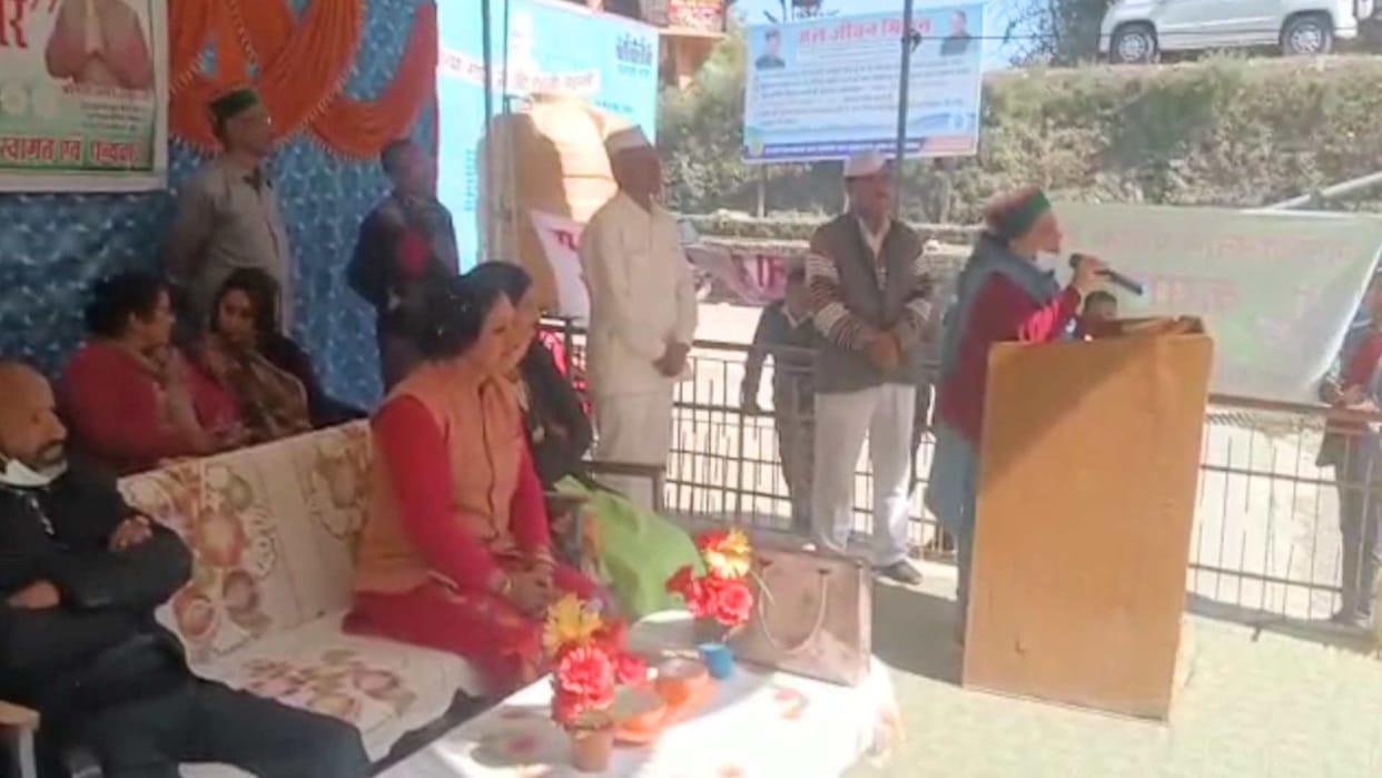 Now MP Pratibha told Kaul singh daughter Champa, Congress candidate from Mandi Sadar
