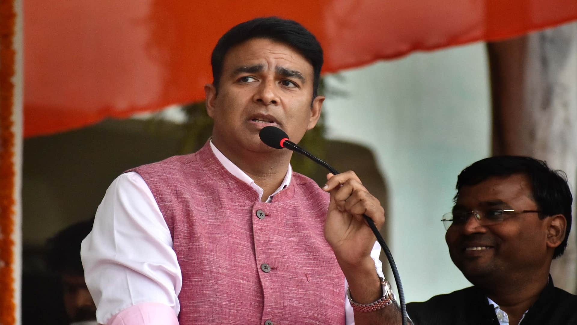 UP Election Result 2022 interesting contest between BJP candidate Sangeet Som and Atul Pradhan of Samajwadi party on Sardhana seat