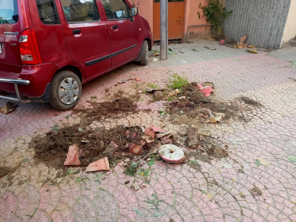 Crime in Varanasi  neurotic man killed Rajgir when he stopped him to fight