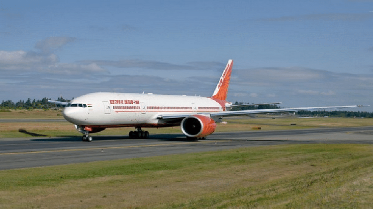 Air India: दुबई से आ रही एयर इंडिया एक्सप्रेस की फ्लाइट ने ATC से मांगी मदद, विमान के पहिए में आई थी समस्या