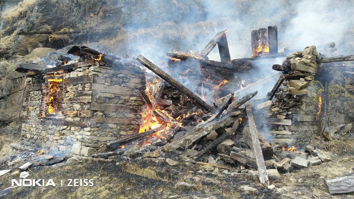 two floor house burnt in namon aani  himachal