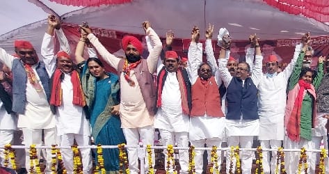 To defeat the BJP, the bulls that destroy the crop are enough: Swami Prasad