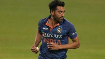 IND vs AUS: Mukesh Kumar to get married, left T20 series vs Australia midway, Deepak Chahar returns in India