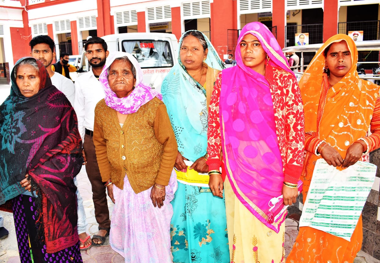 Thousands of rupees were fraudulently withdrawn from the accounts of women