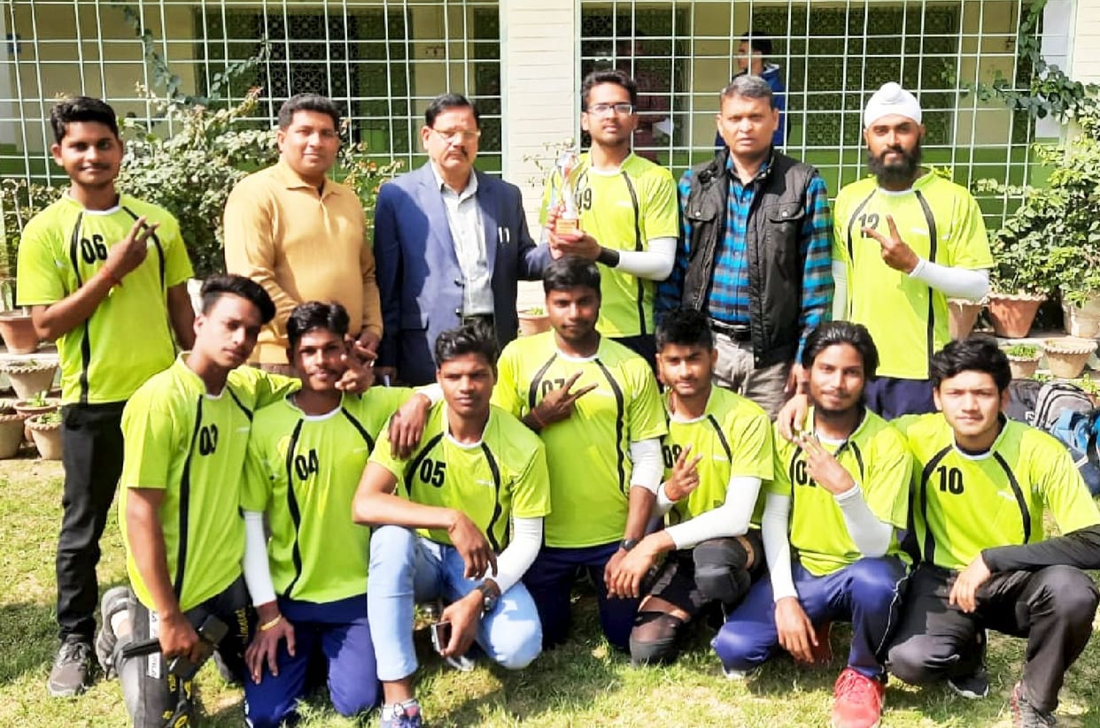 Welcomed the team that came after winning the Kho-Kho championship