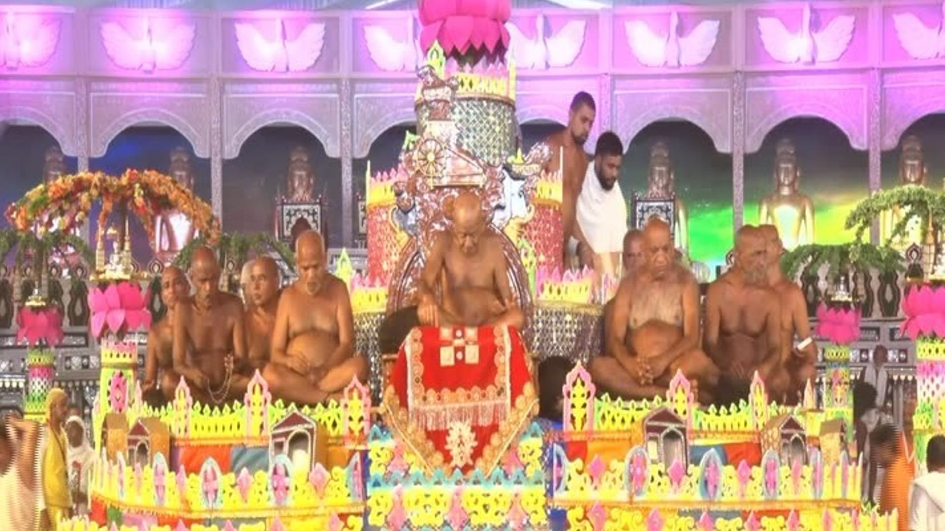 Scindia and VD Sharma attended the Panchkalyanak festival in Kundalpur, will conclude tomorrow