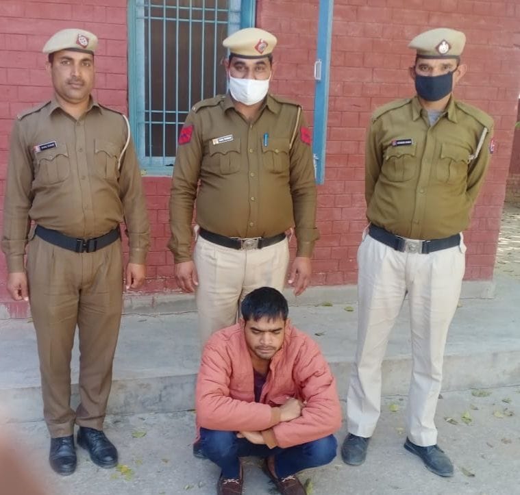 Mobile theft accused arrested