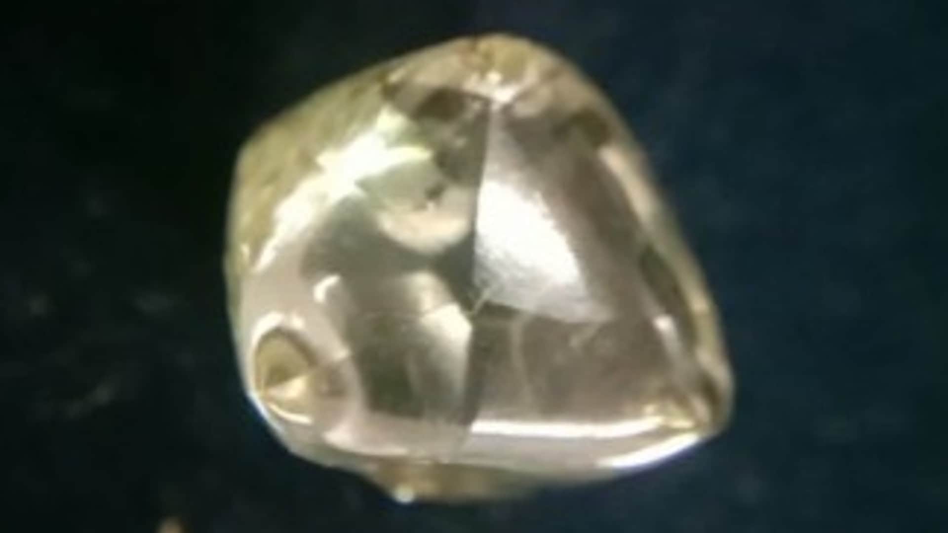 In Panna, a middle-class businessman found a valuable diamond of 26.11 carats, valued at more than one crore