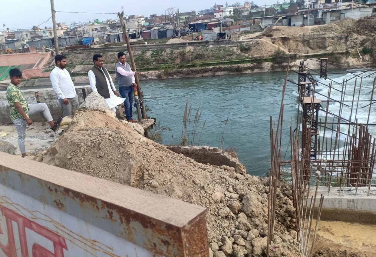 MLA expressed displeasure over the slow progress