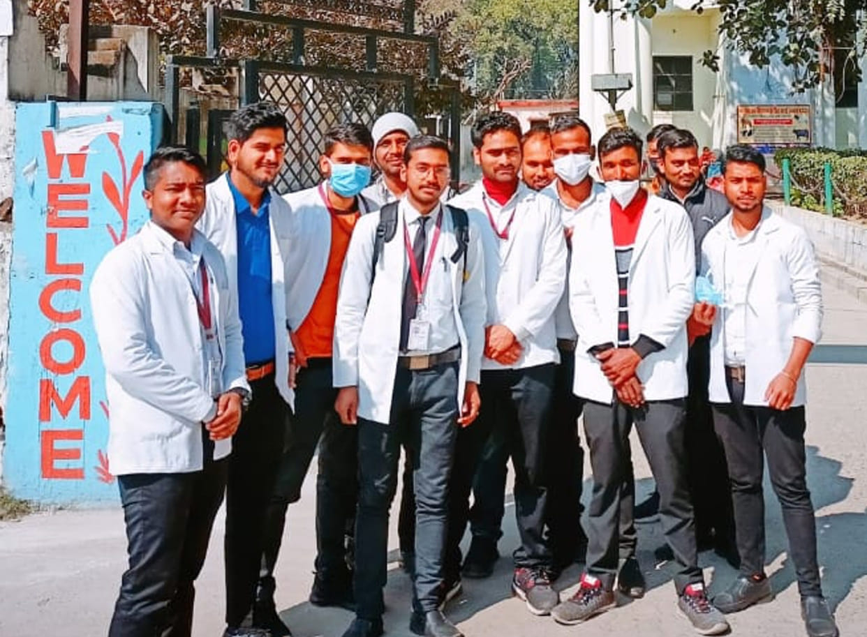 Medical college students upset over not getting scholarship met CDO