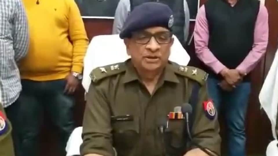 mainpuri police 20 pistols recovered from the international arms smuggler gang