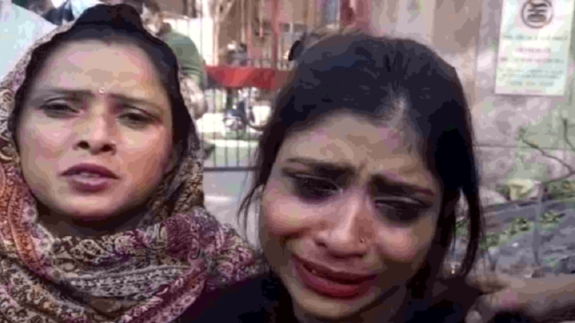 Delhi wazirabad accident drunk driver runs over mother daughter duo read horrific story and see photos