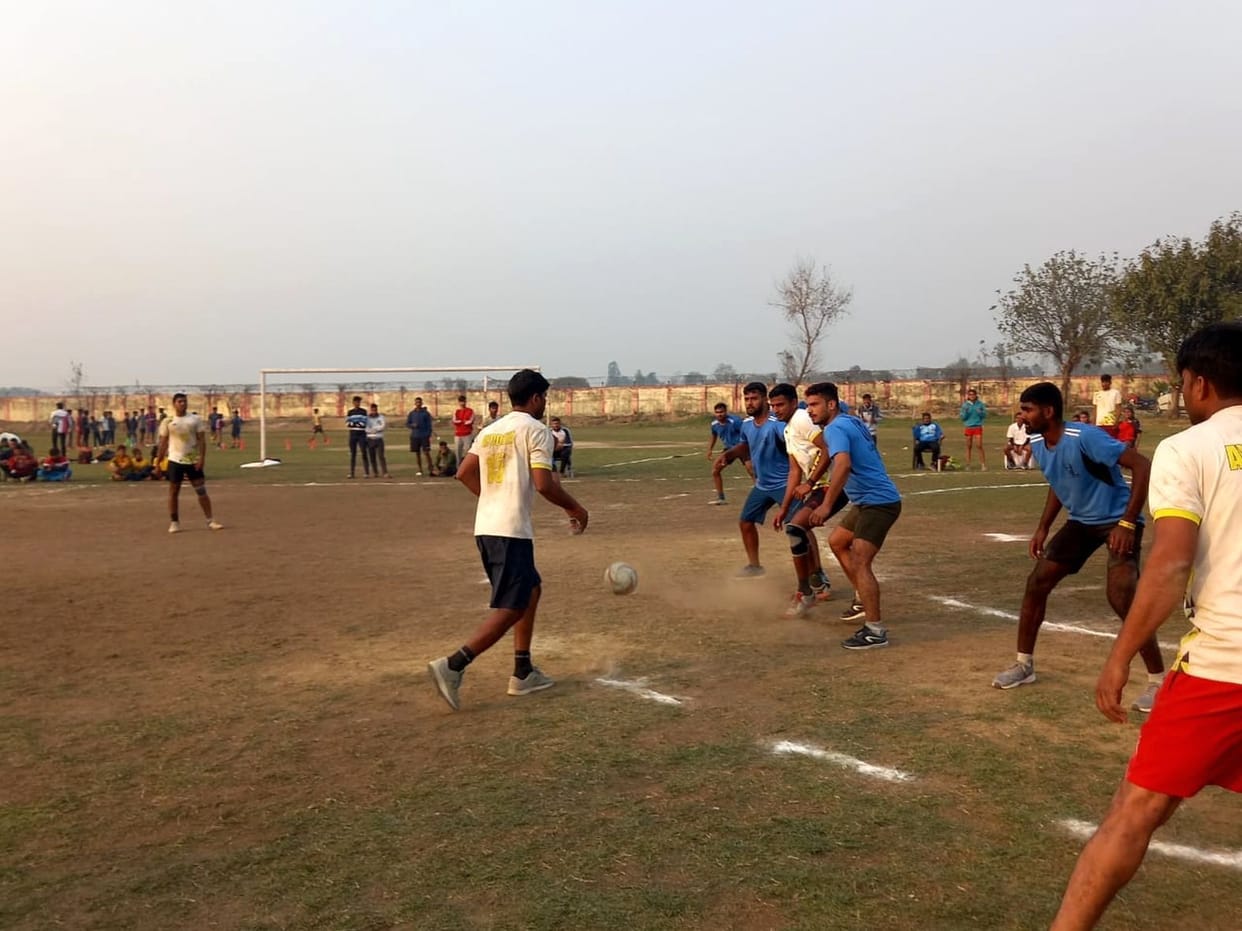 Ayodhya and Banaras teams reached the final
