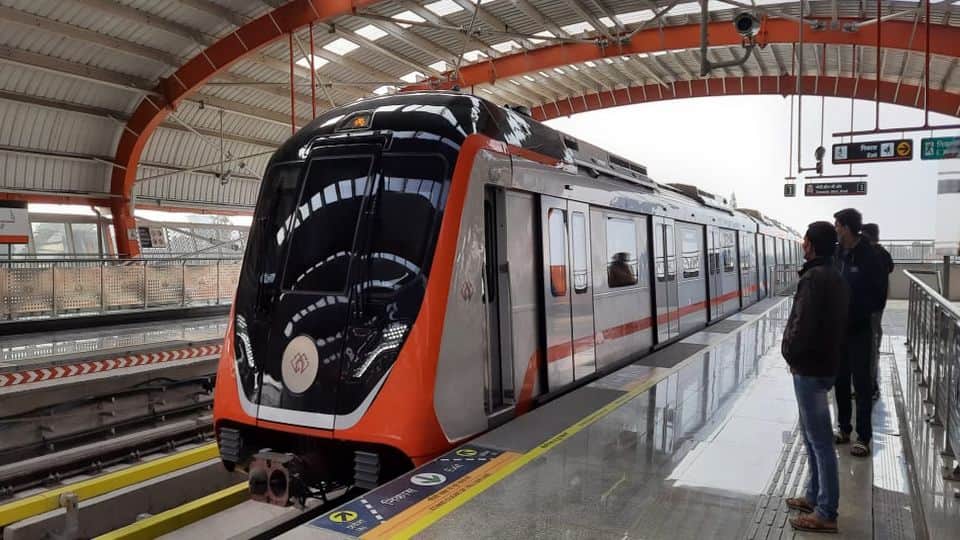 28 trees will be transplanted in Shahjahan Garden from Taj Mahal metro station