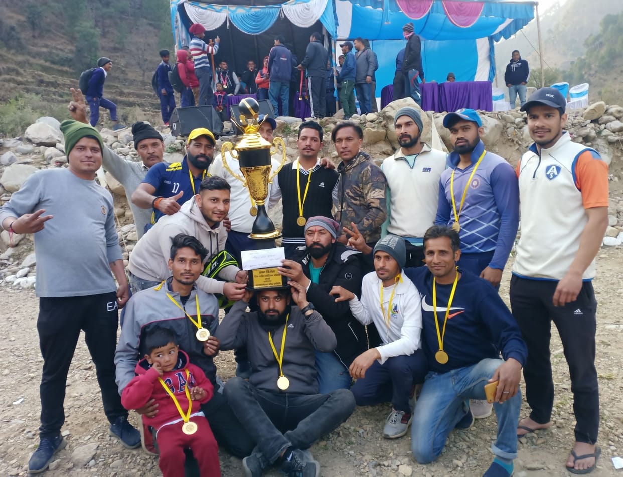 Dhruv XI Birnkhal won the cricket tournament