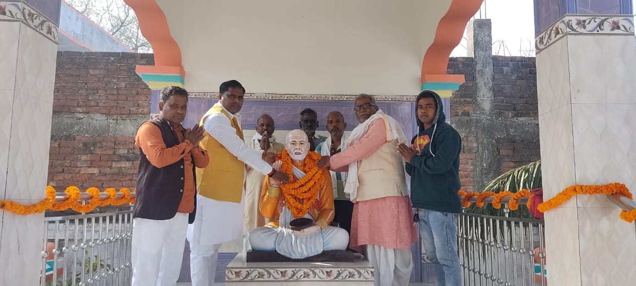 jayantee par yaad kie gae mahaan sant gaadage