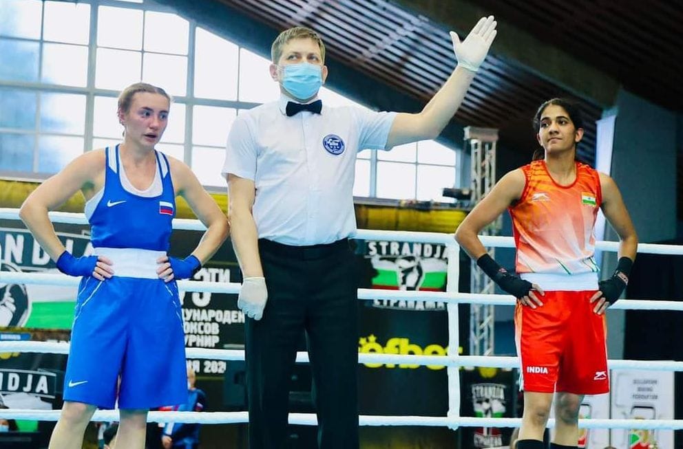 Neetu Ghanghas enters quarterfinals after defeating Russian boxer 5-0