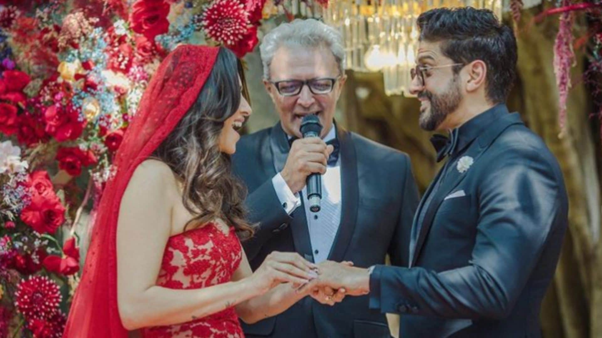 Farhan Akhtar shared photos with Shibani Dandekar in traditional clothes fans said perfect couple