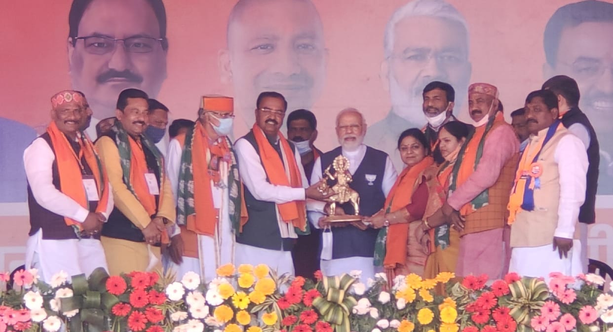 The statue of Lord Buddha was not lost, it watered in the mouth when I saw the silver crown: PM
