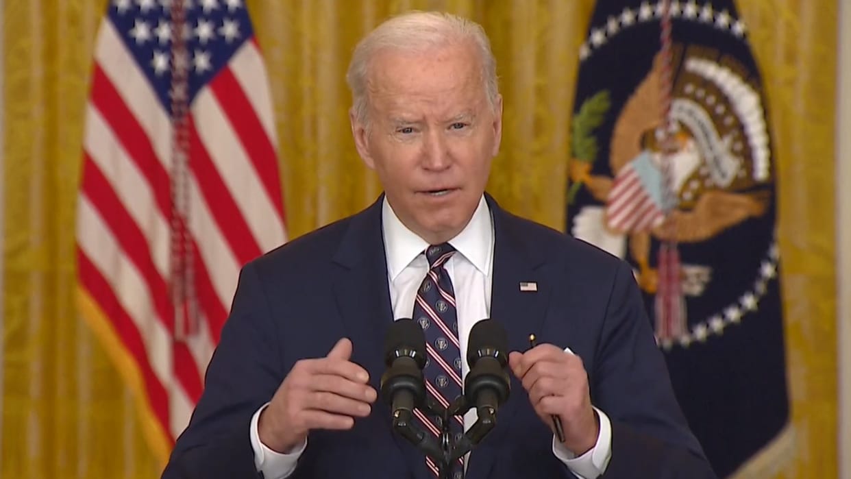 US President Joe Biden Evacuated to Safe House After Plane Passed From No Fly Zone Latest News in Hindi