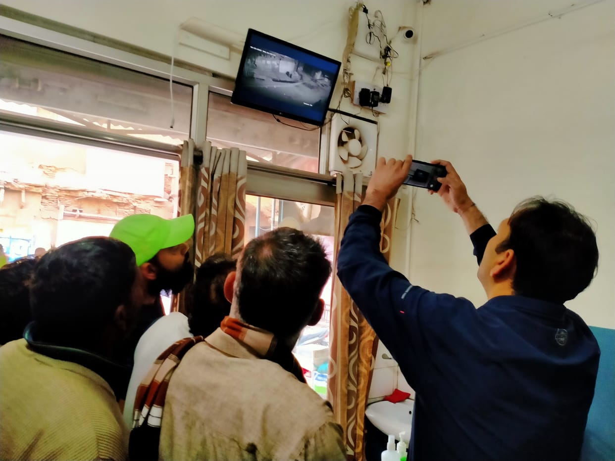 The locks of seven shops were broken in five months, the police could not catch the thief seen in CCTV