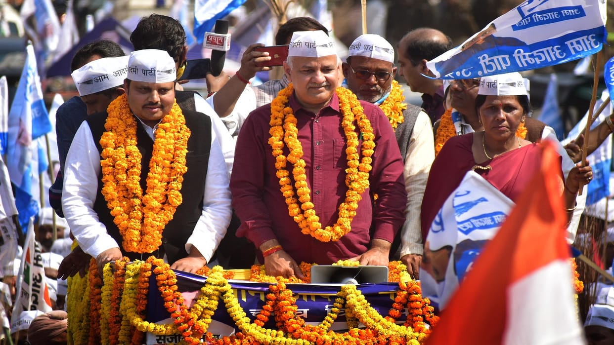 Manish Sisodia - Vote for the party that educates children, not fighting