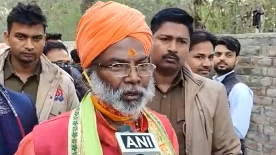 UP Election 2022 BJP MP Sakshi Maharaj in Unnao says i think a law should be made to ban hijab across the country