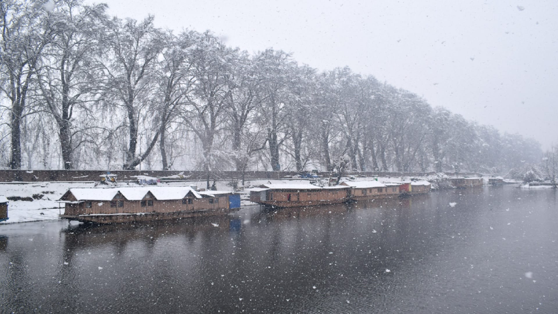 The Kashmir Files Top Beautiful Tourist Places To Visit in Kashmir