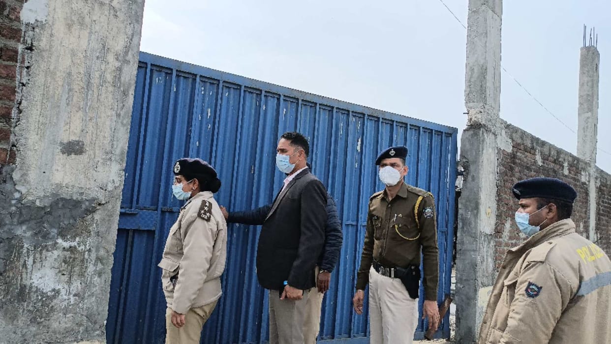 SIT seals firecracker Factory, two people detained