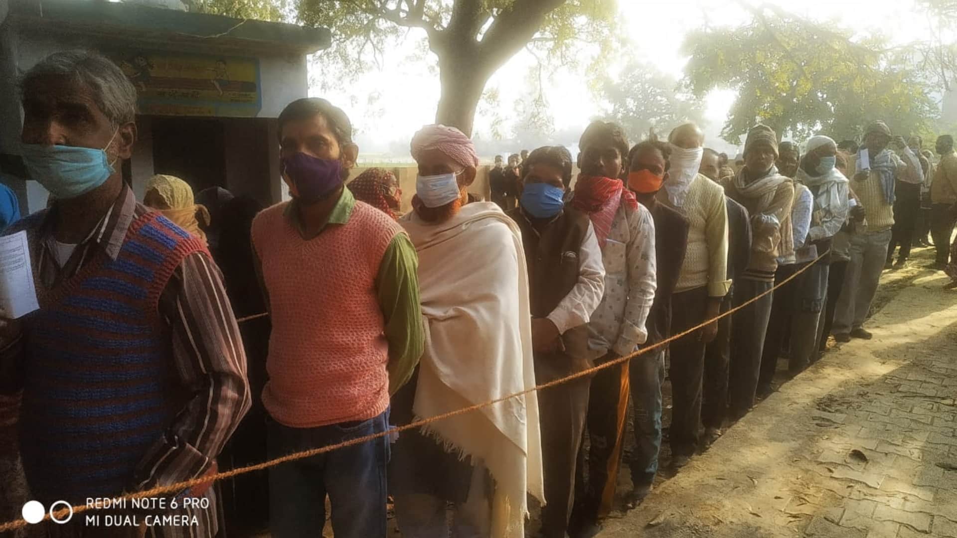 UP Election 2022 lucknow voting for fourth phase of election see photos of excited voters