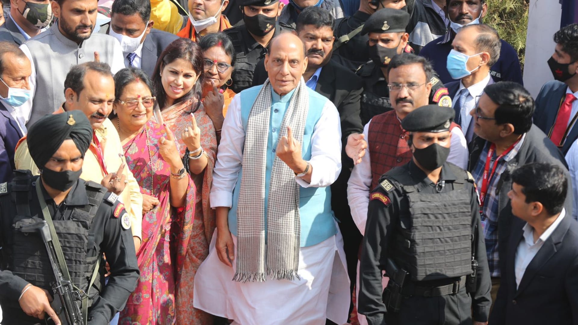 People vote for fourth phase in UP Election 2022.