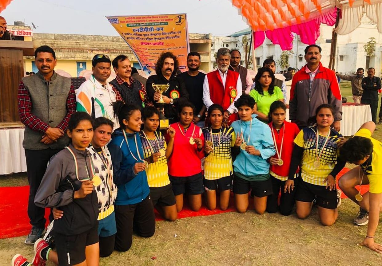 Ayodhya Mandal's team became champion in the competition