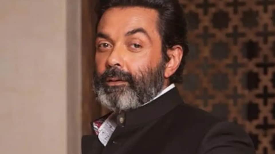 Filmy Wrap: Release date of Adipurush announced and Bombay High Court stays Mahesh Manjrekar arrest read 10 news from the entertainment world