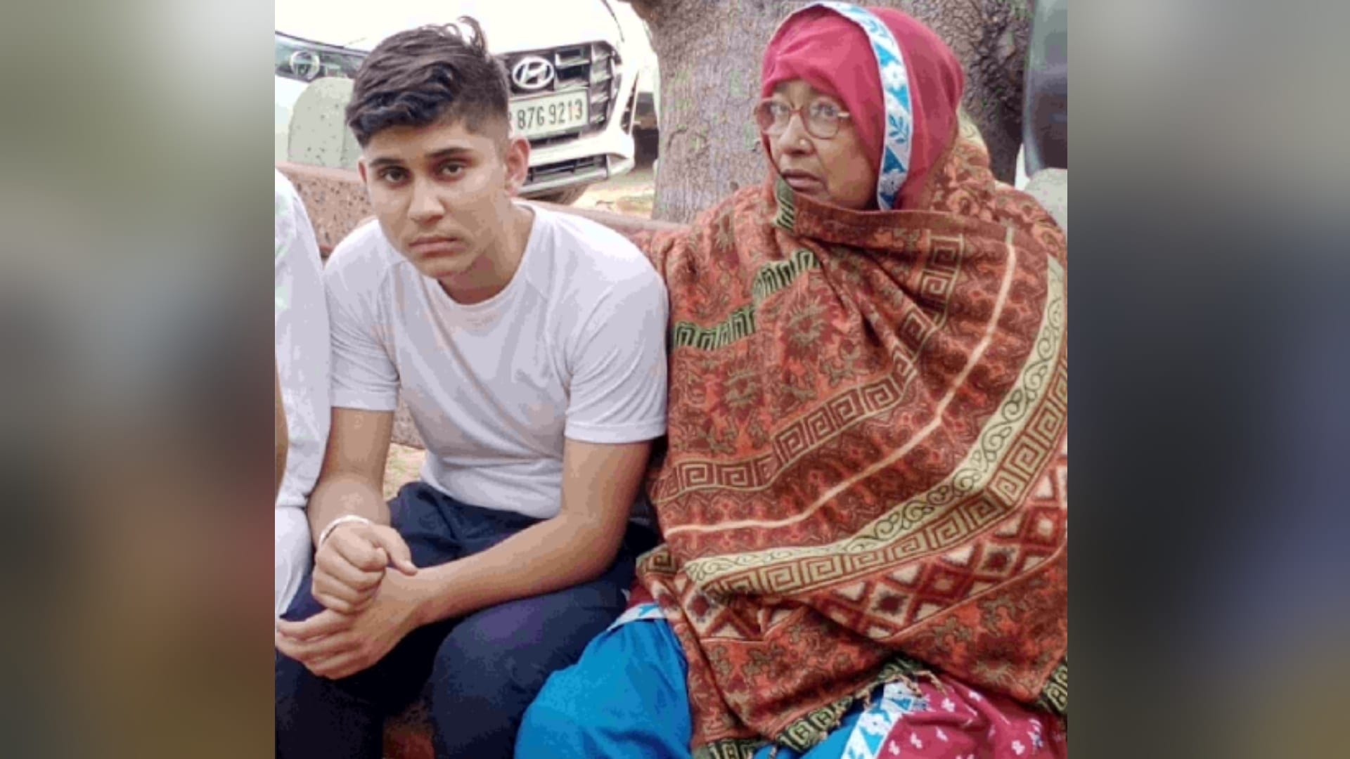Faridabad head constable murder and wife suicide case son slept at neighbor house not knowing about incident very shocked inside