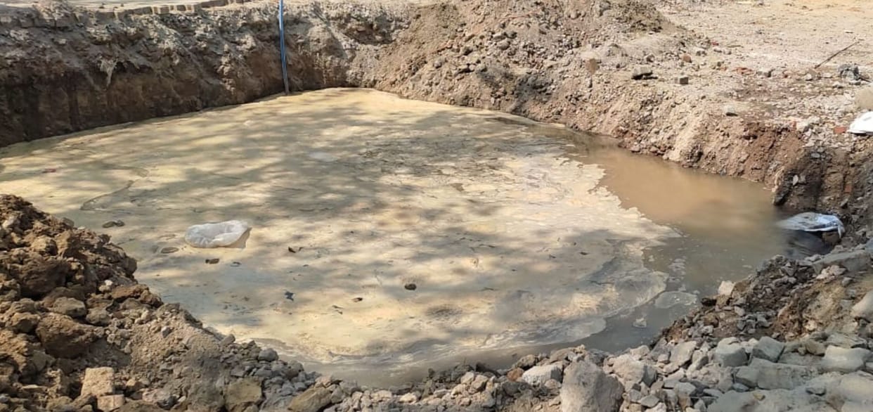 Pipeline damaged while making approach road of ROB, water supply stalled in two thousand houses