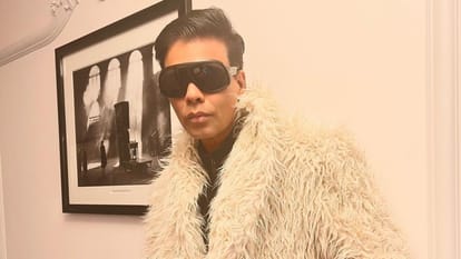 Karan Johar shared latest photos Farah Khan trolled him and said this is an ostrich outfit