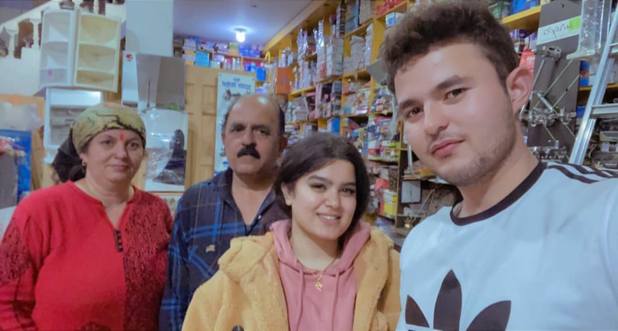 Two MBBS trainees returned from Ukraine to Hamirpur after leaving medical studies