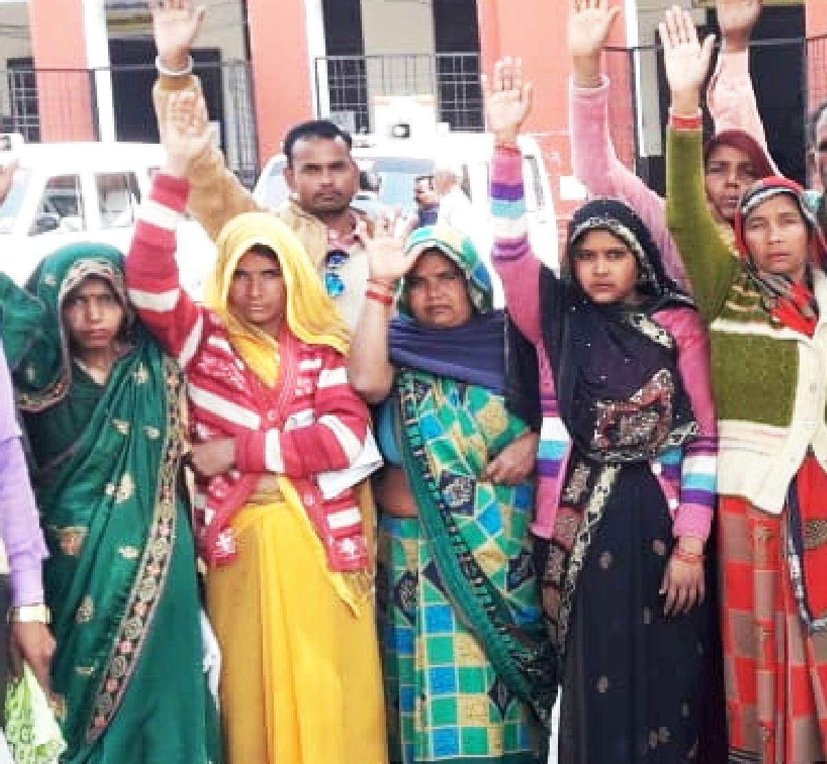 After putting thumb on the ration shop, the amount withdrawn from the accounts
