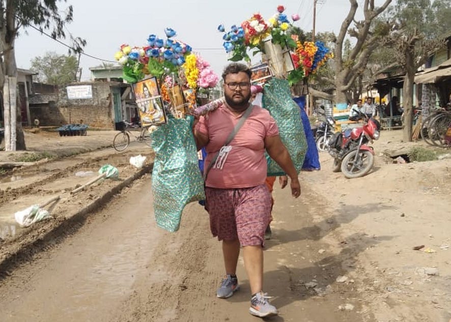 Wounds to the Kanwariyas who are giving pebbles to the road