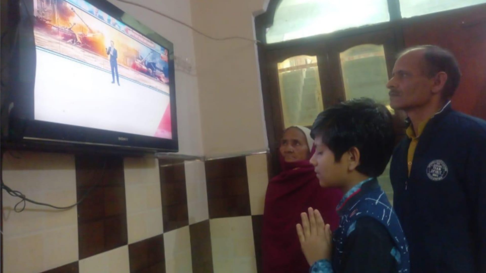 Russia attack on Ukraine: Meerut students stuck, family members prays for childerens wellfare