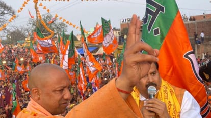 Chief Minister Yogi Adityanath road show in Ayodhya.