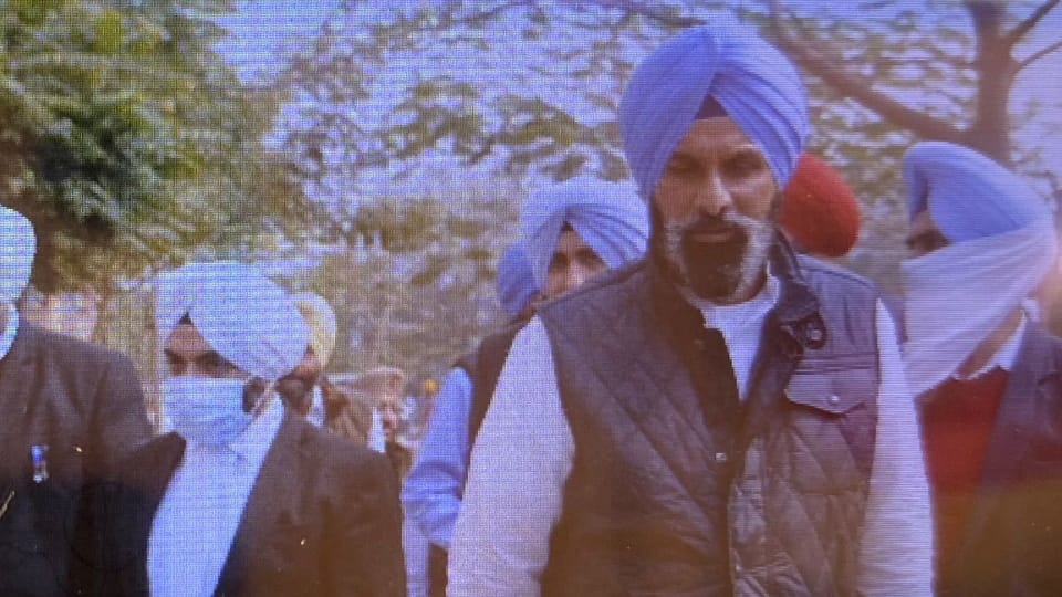 Akali leader Bikram Majithia surrender in Mohali court today