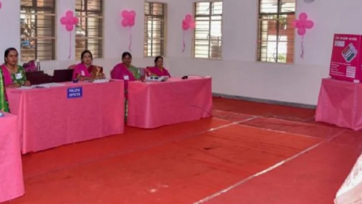 Pink booths prepared in Sultanpur for voting.